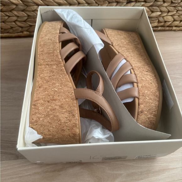 NWB! Anne Klein Brown Vinette Slip On Wedges Slingback Sandals - Picture 2 of 8